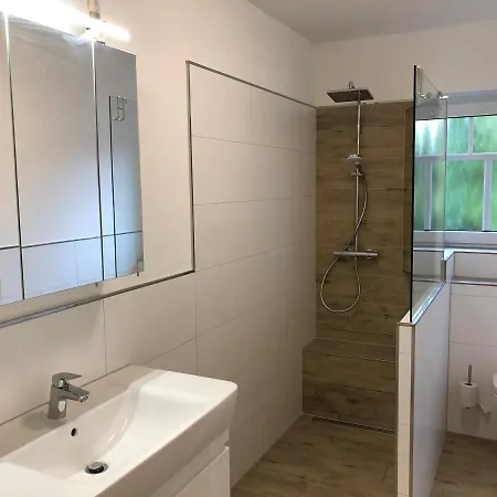 Schoners Oog Apartament *